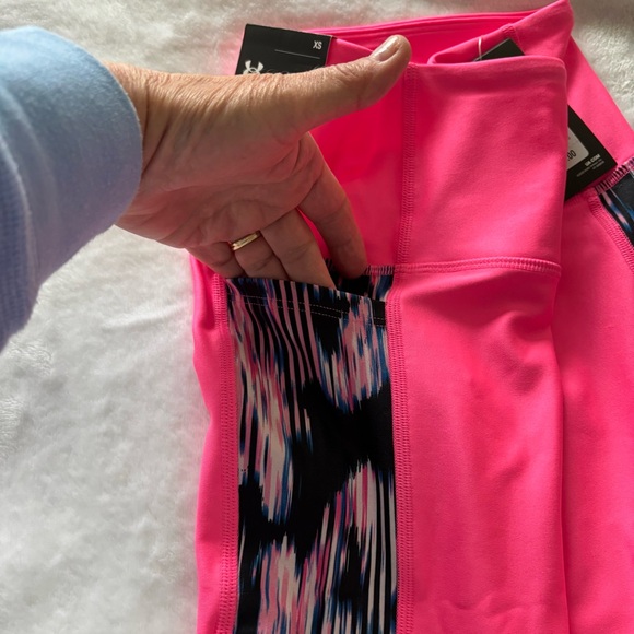 UNDER ARMOUR Compression High Rise Ankle Pink Legging--XS - Picture 5 of 15